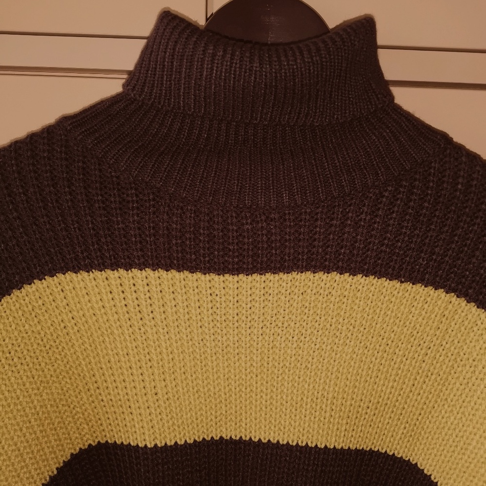 SHEIN Colorblock Turtleneck Drop Shoulder Sweater - NWOT (L) - Picture 5 of 10